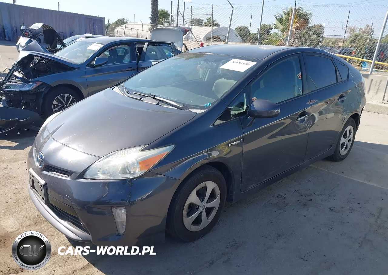 2014 Toyota Prius Two VIN:JTDKN3DU4E0391203 - 2