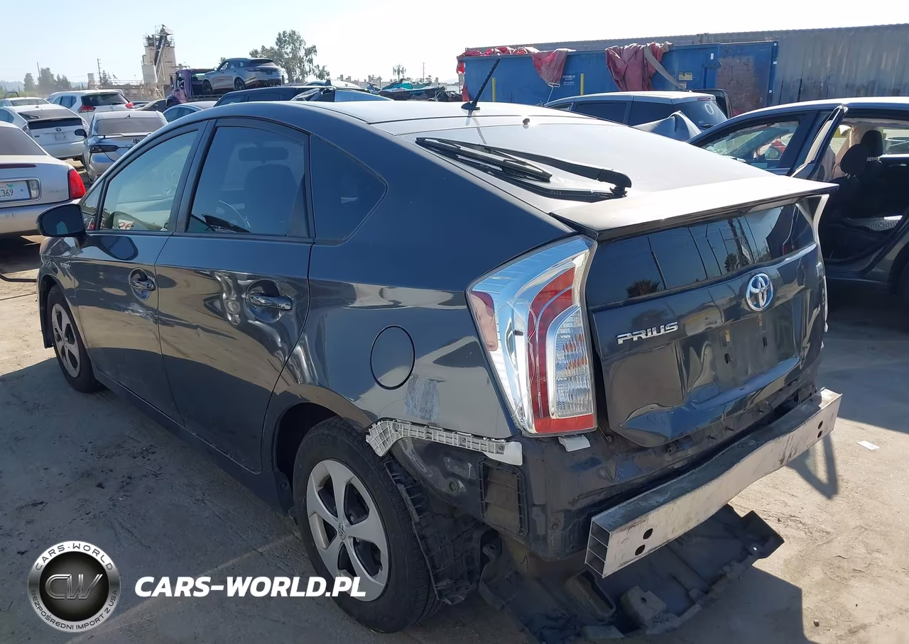 2014 Toyota Prius Two VIN:JTDKN3DU4E0391203 - 3