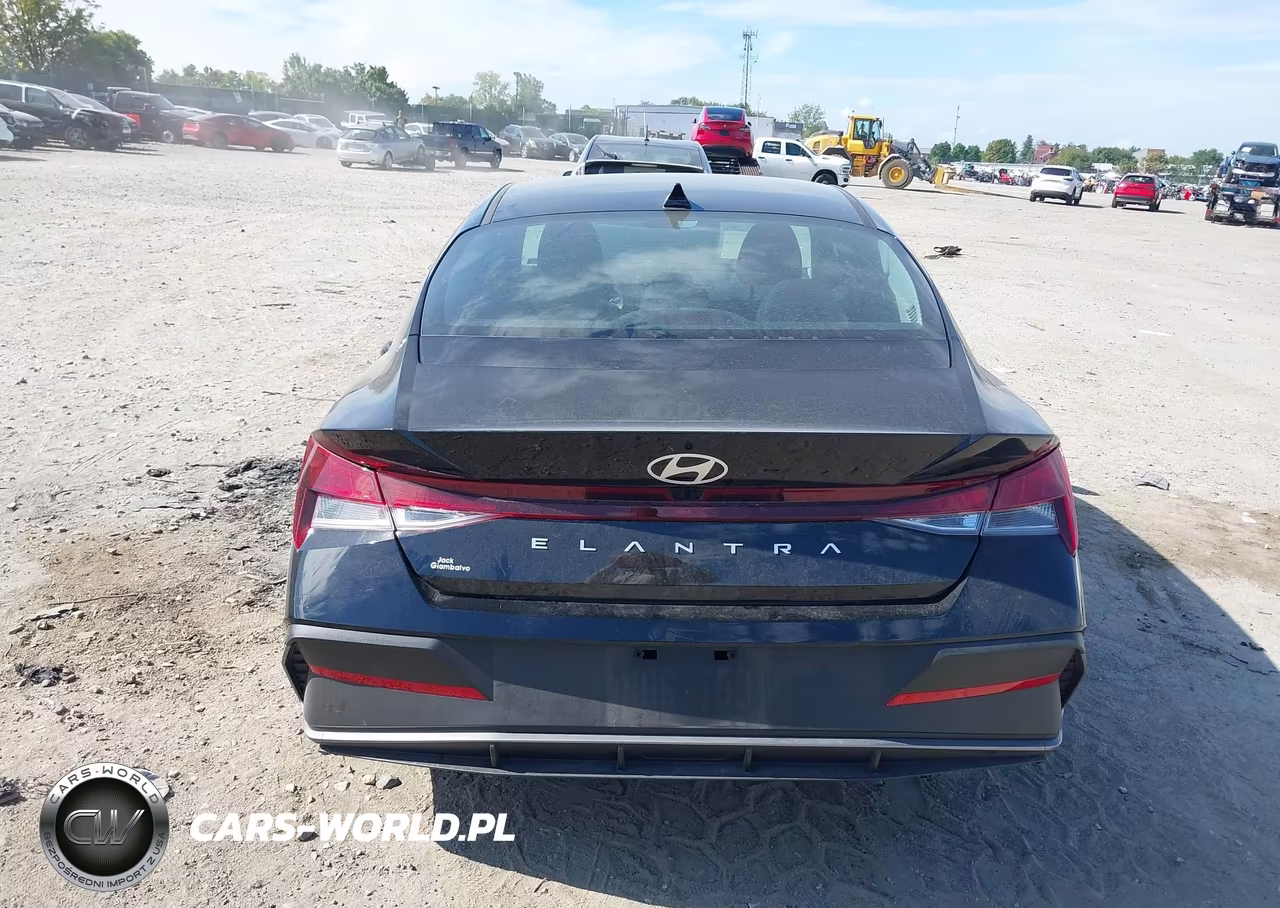 2026 Hyundai Elantra Se VIN:KMHLL4DG3TU265572 - 15