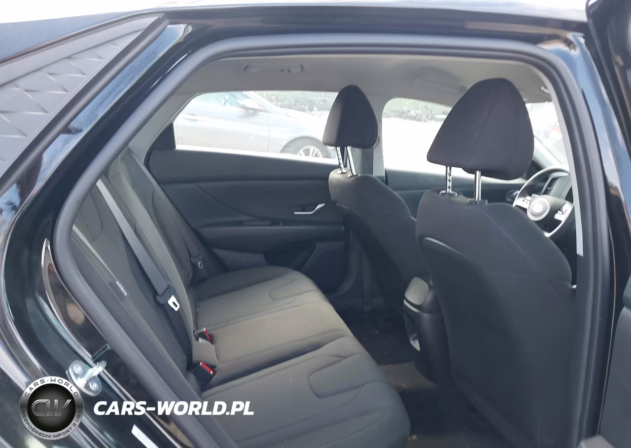 2026 Hyundai Elantra Se VIN:KMHLL4DG3TU265572 - 8
