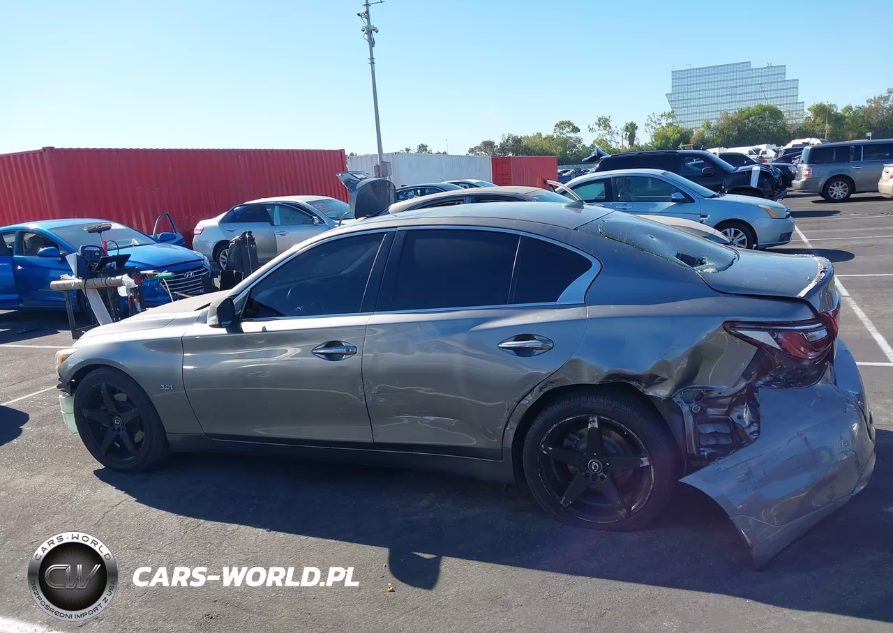 2018 Infiniti Q50 Luxe VIN:JN1EV7AP7JM355384 - 14