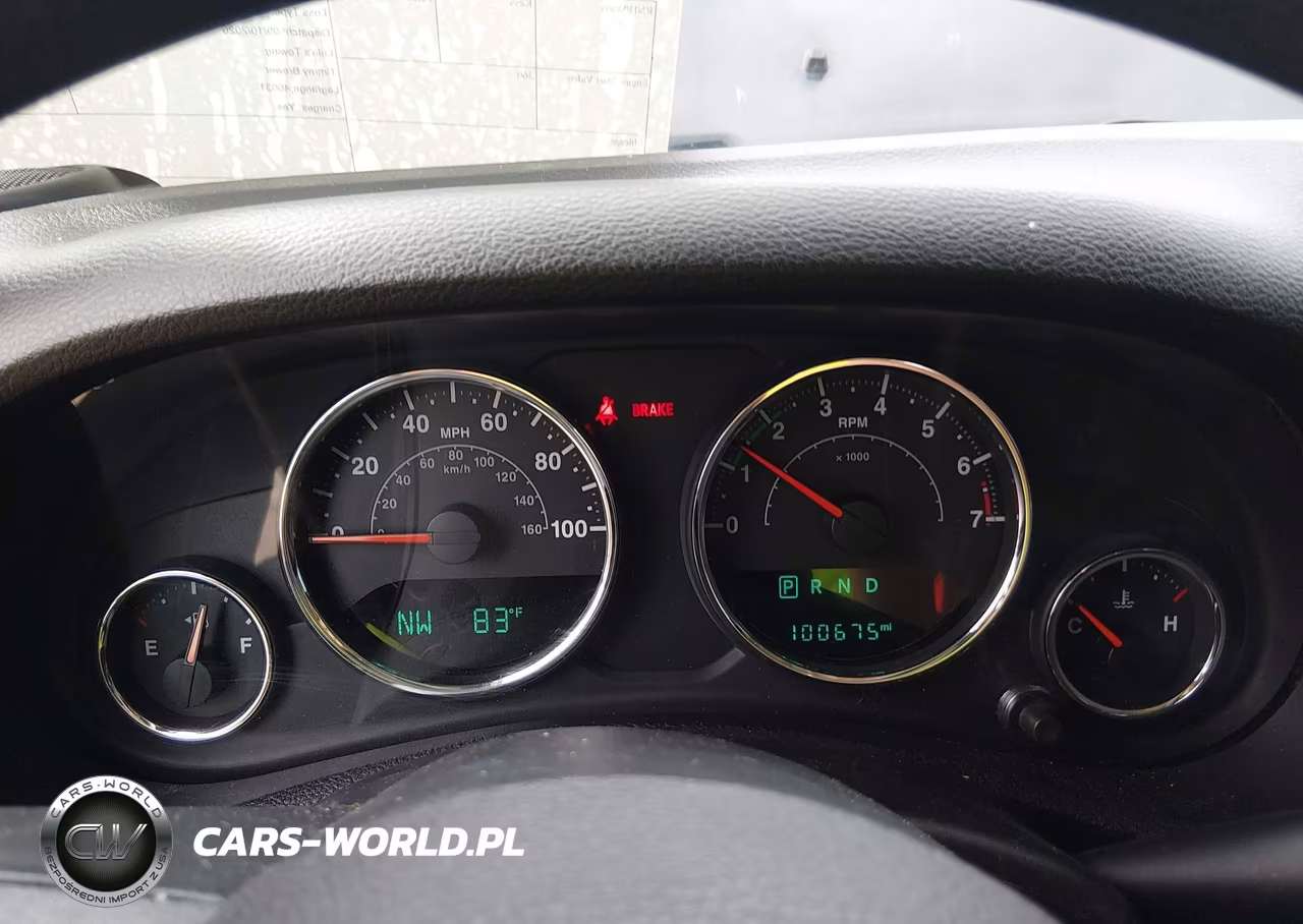 2016 Jeep Wrangler Unlimited Sport VIN:1C4BJWDG9GL102809 - 7