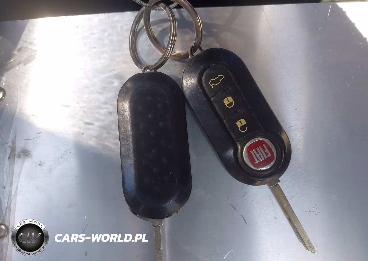 2014 Fiat 500L Pop VIN:ZFBCFAAH5EZ015136 - 11