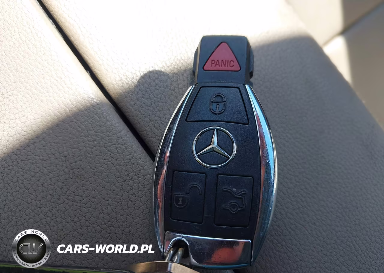 2012 Mercedes-Benz E 350 VIN:WDDHF5KB6CA653935 - 11
