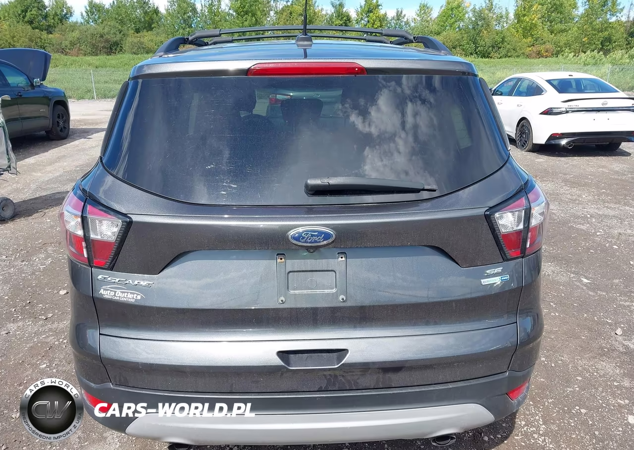 2018 Ford Escape Se VIN:1FMCU9GD7JUC89947 - 16