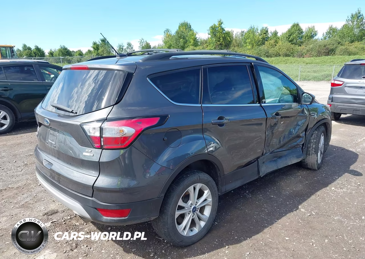 2018 Ford Escape Se VIN:1FMCU9GD7JUC89947 - 4