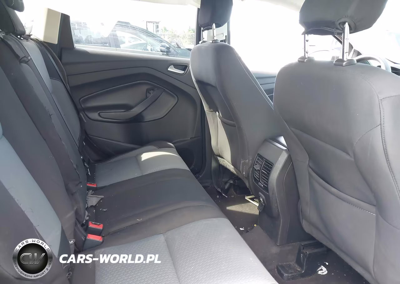 2018 Ford Escape Se VIN:1FMCU9GD7JUC89947 - 8