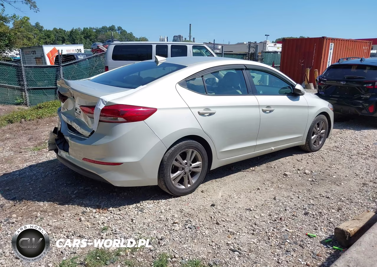 2017 Hyundai Elantra Se VIN:KMHD84LF2HU245352 - 4