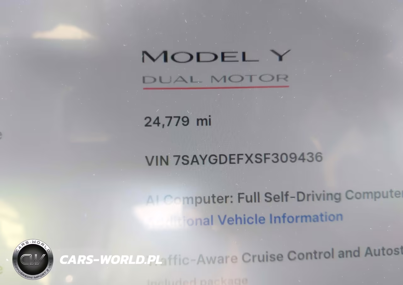 2025 Tesla Model Y Performance Dual Motor All-Wheel Drive VIN:7SAYGDEFXSF309436 - 16