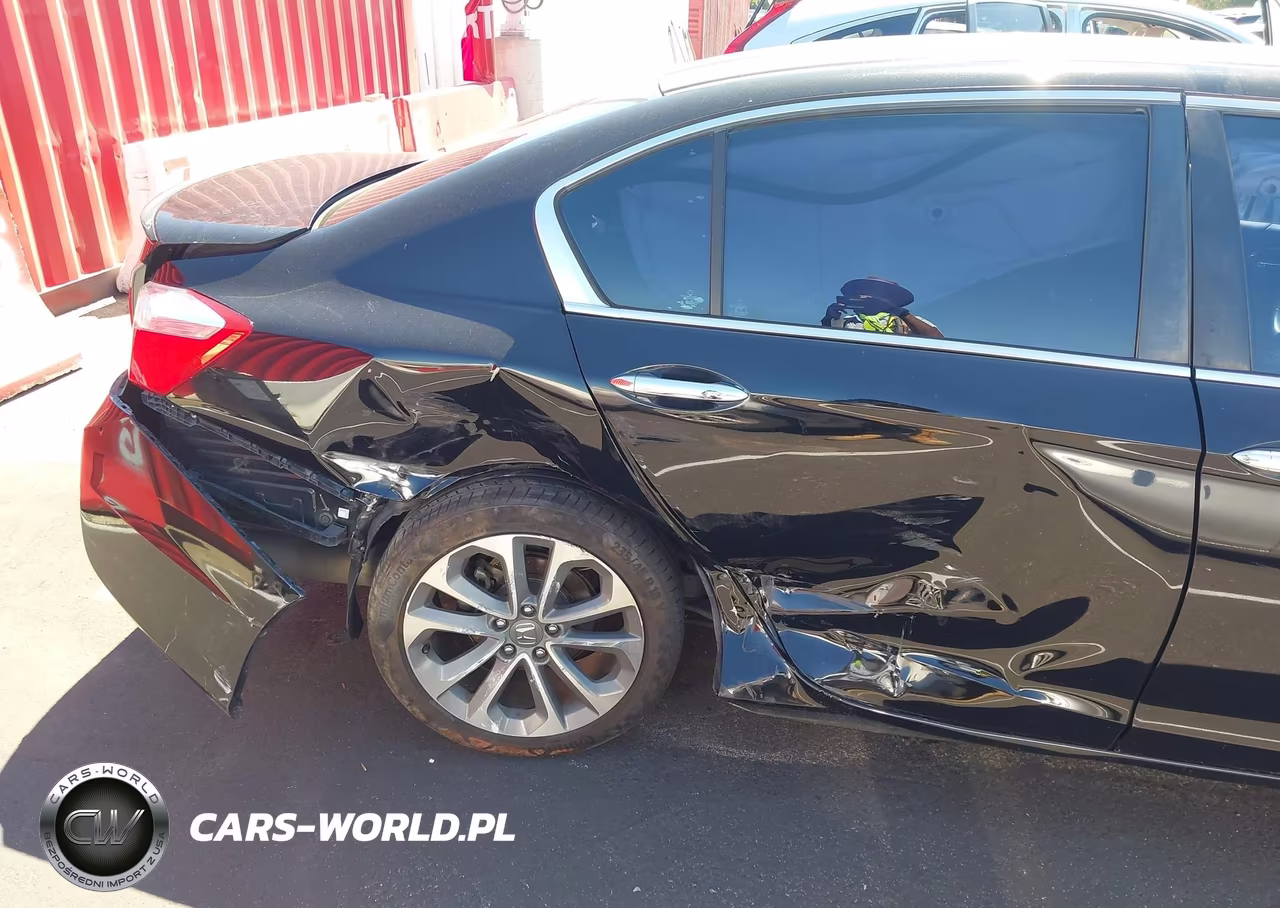 2015 Honda Accord Sport VIN:1HGCR2F51FA247050 - 12