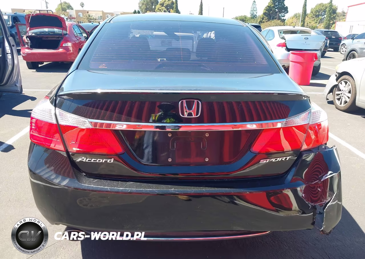 2015 Honda Accord Sport VIN:1HGCR2F51FA247050 - 17