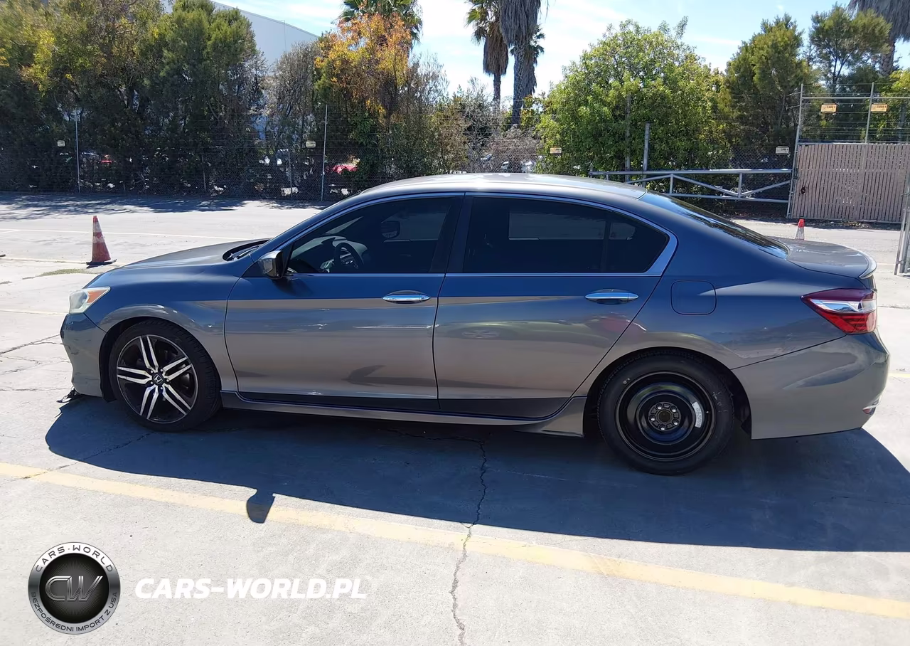 2017 Honda Accord Sport Se VIN:1HGCR2F1XHA006541 - 15