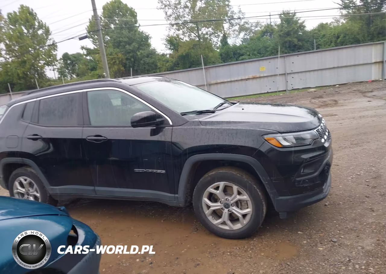 2026 Jeep Compass Latitude VIN:3C4NJDBN1TT198128 - 13