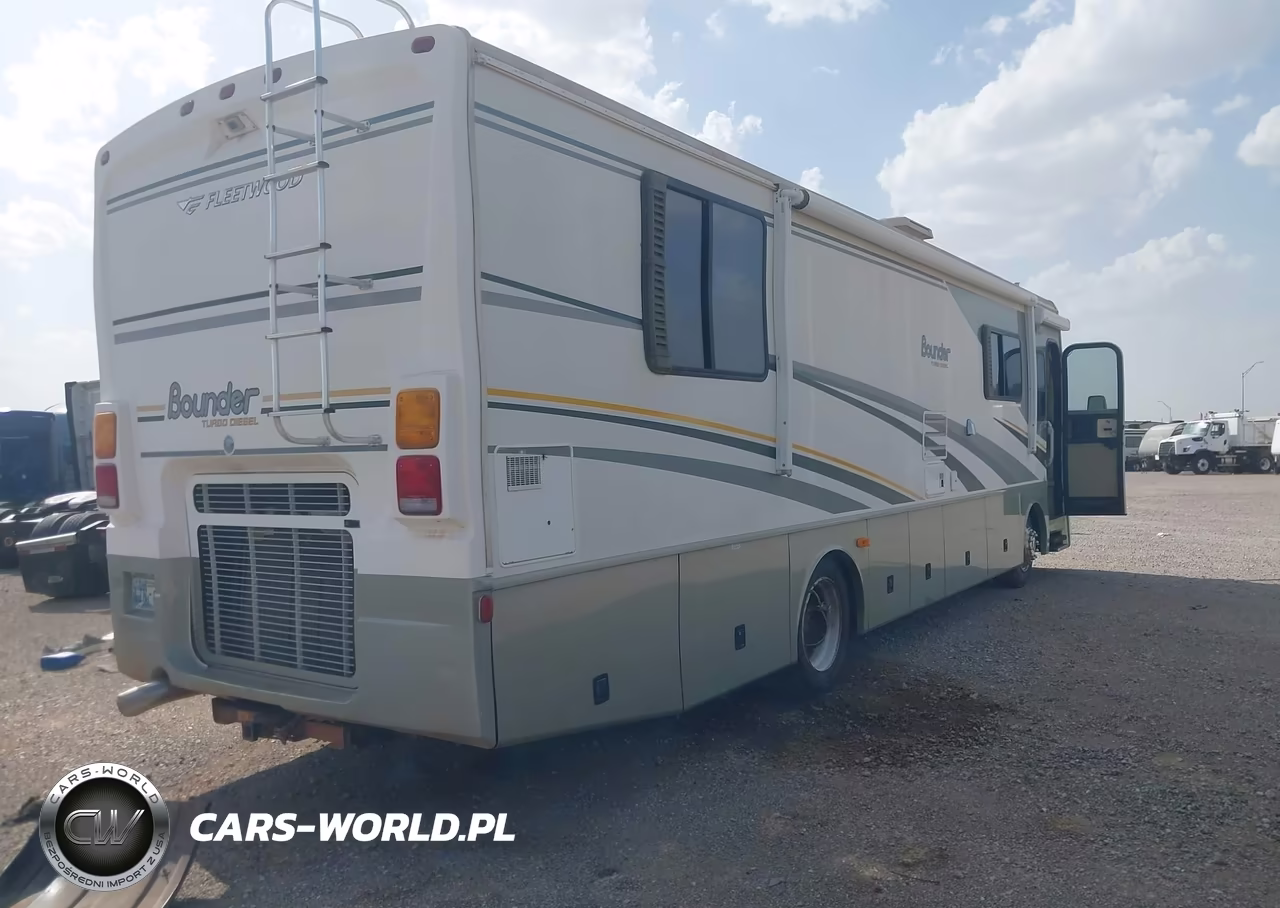 2005 Freightliner Chassis X Line Motor Home VIN:4UZAAHDC75CU63341 - 4