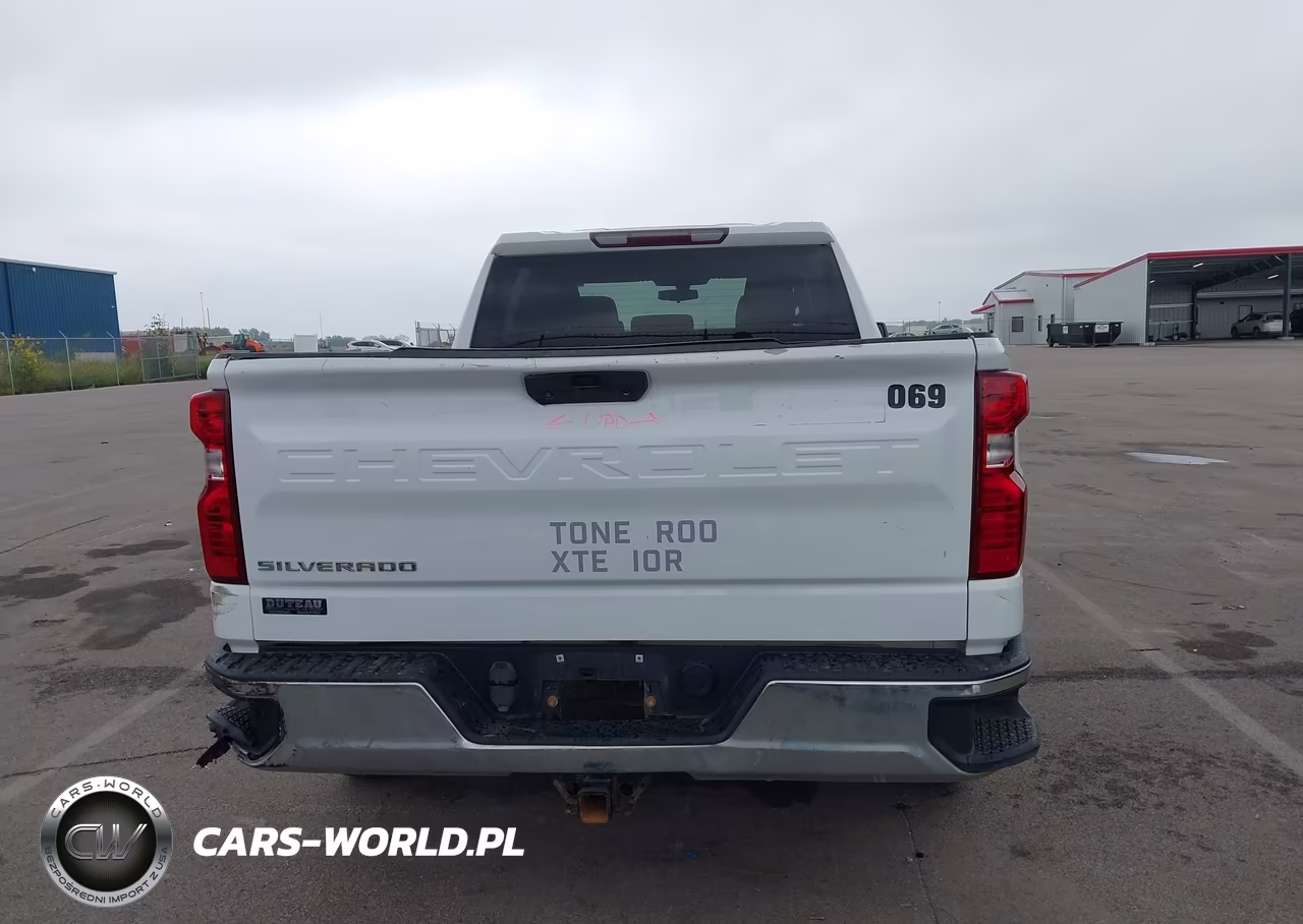 2019 Chevrolet Silverado 1500 Work Truck VIN:1GCUYAEF1KZ349549 - 17