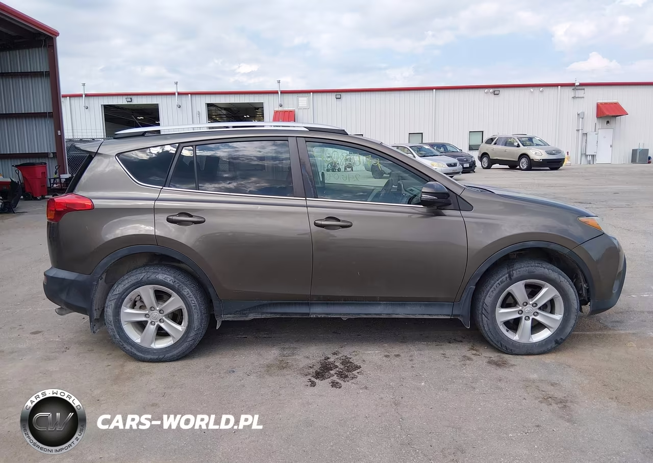 2013 Toyota Rav4 Xle VIN:2T3RFREV7DW011884 - 13