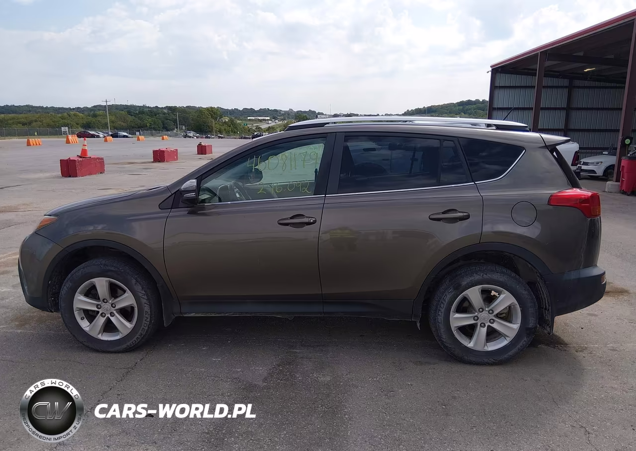 2013 Toyota Rav4 Xle VIN:2T3RFREV7DW011884 - 14