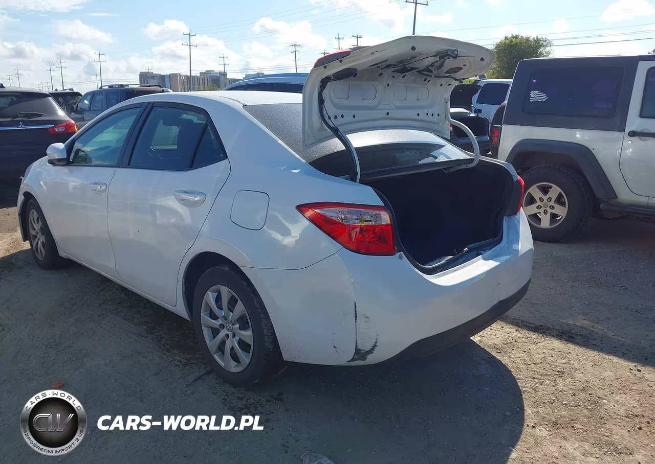 2019 Toyota Corolla Le VIN:5YFBURHE5KP894927 - 3
