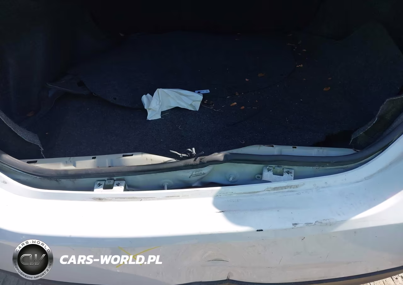 2019 Toyota Corolla Le VIN:5YFBURHE5KP894927 - 6