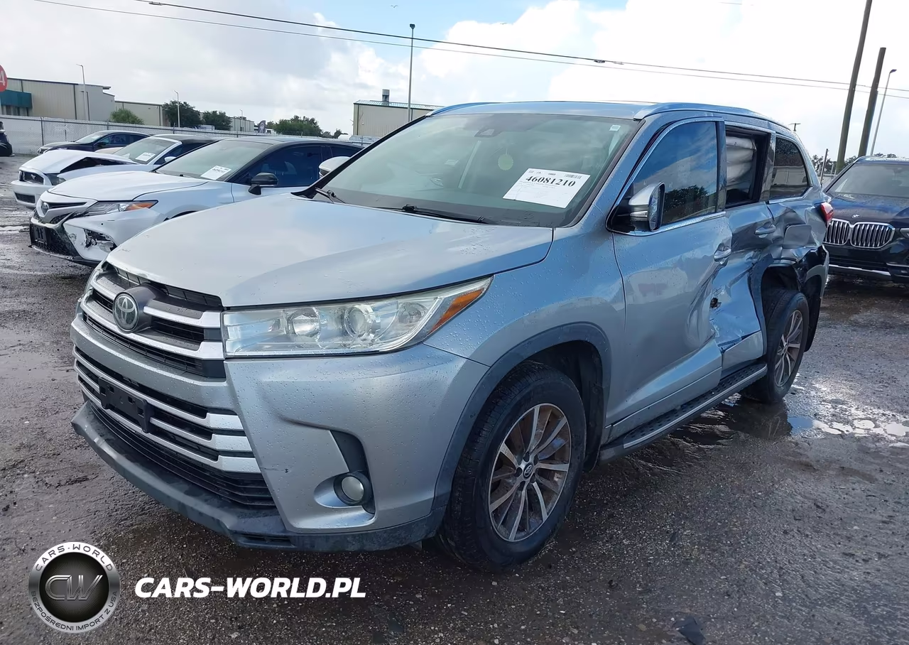 2018 Toyota Highlander Xle VIN:5TDKZRFH8JS549511 - 2