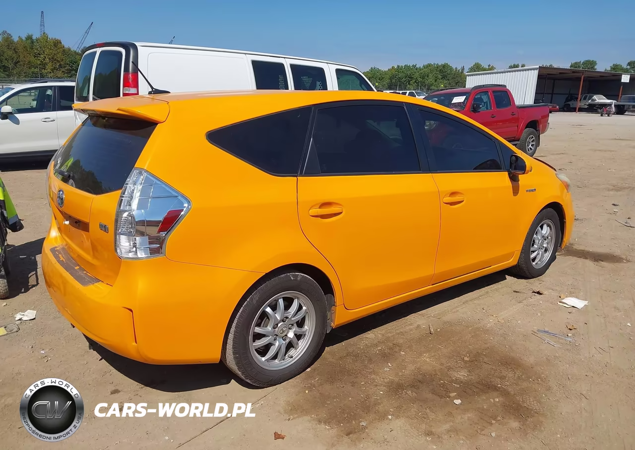 2014 Toyota Prius V Three VIN:JTDZN3EU7EJ012279 - 4