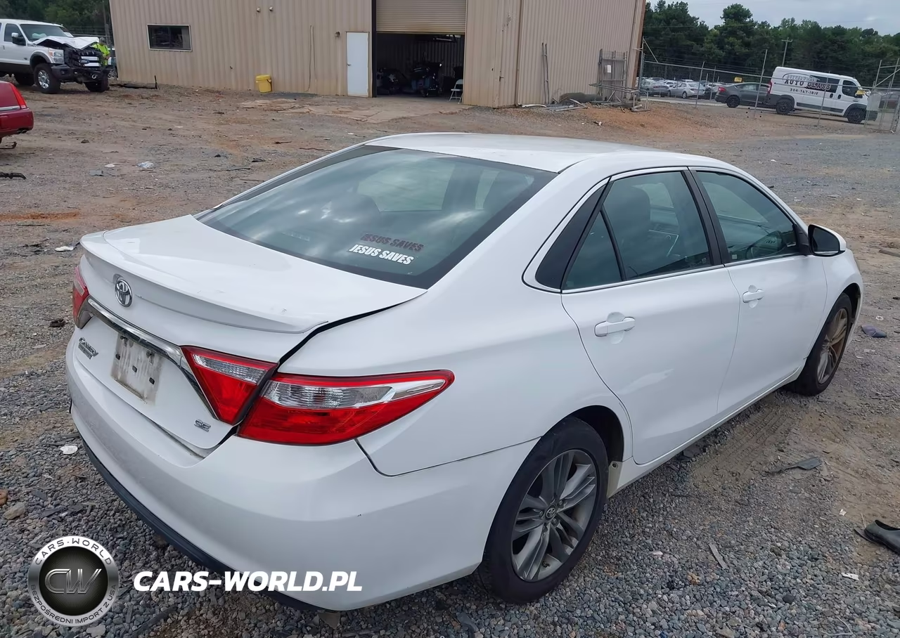 2017 Toyota Camry Se VIN:4T1BF1FKXHU788176 - 4