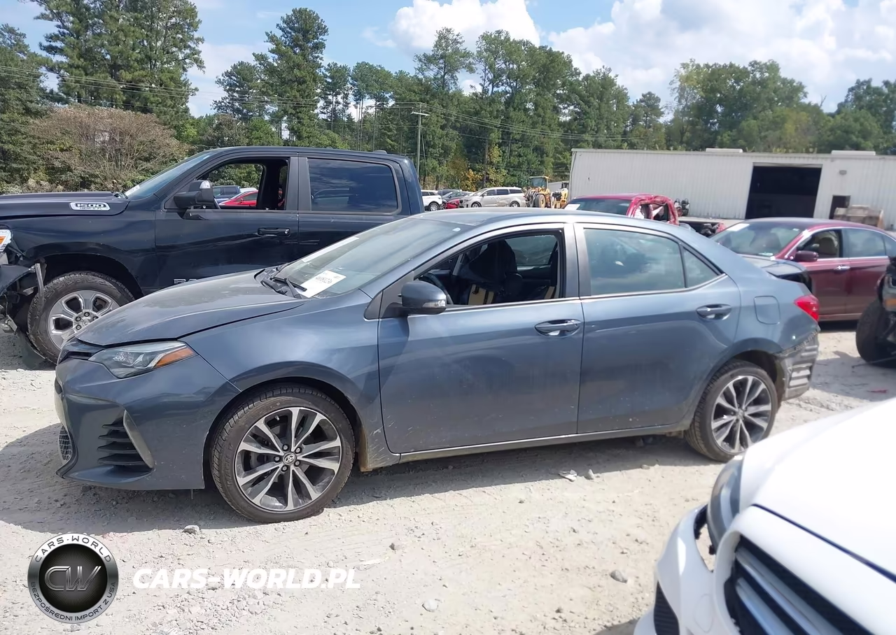 2018 Toyota Corolla Se VIN:5YFBURHE7JP822139 - 14