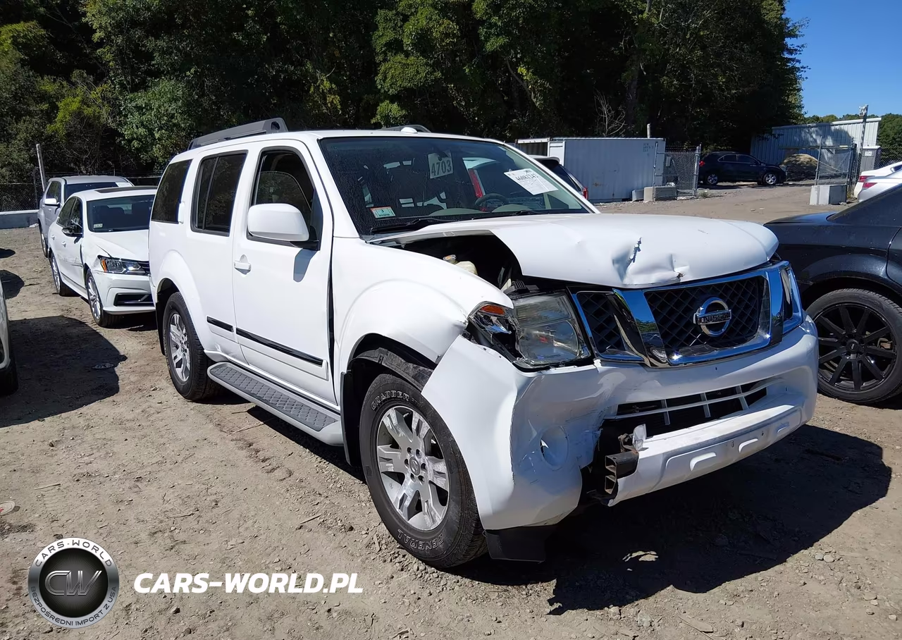 2012 Nissan Pathfinder Silver