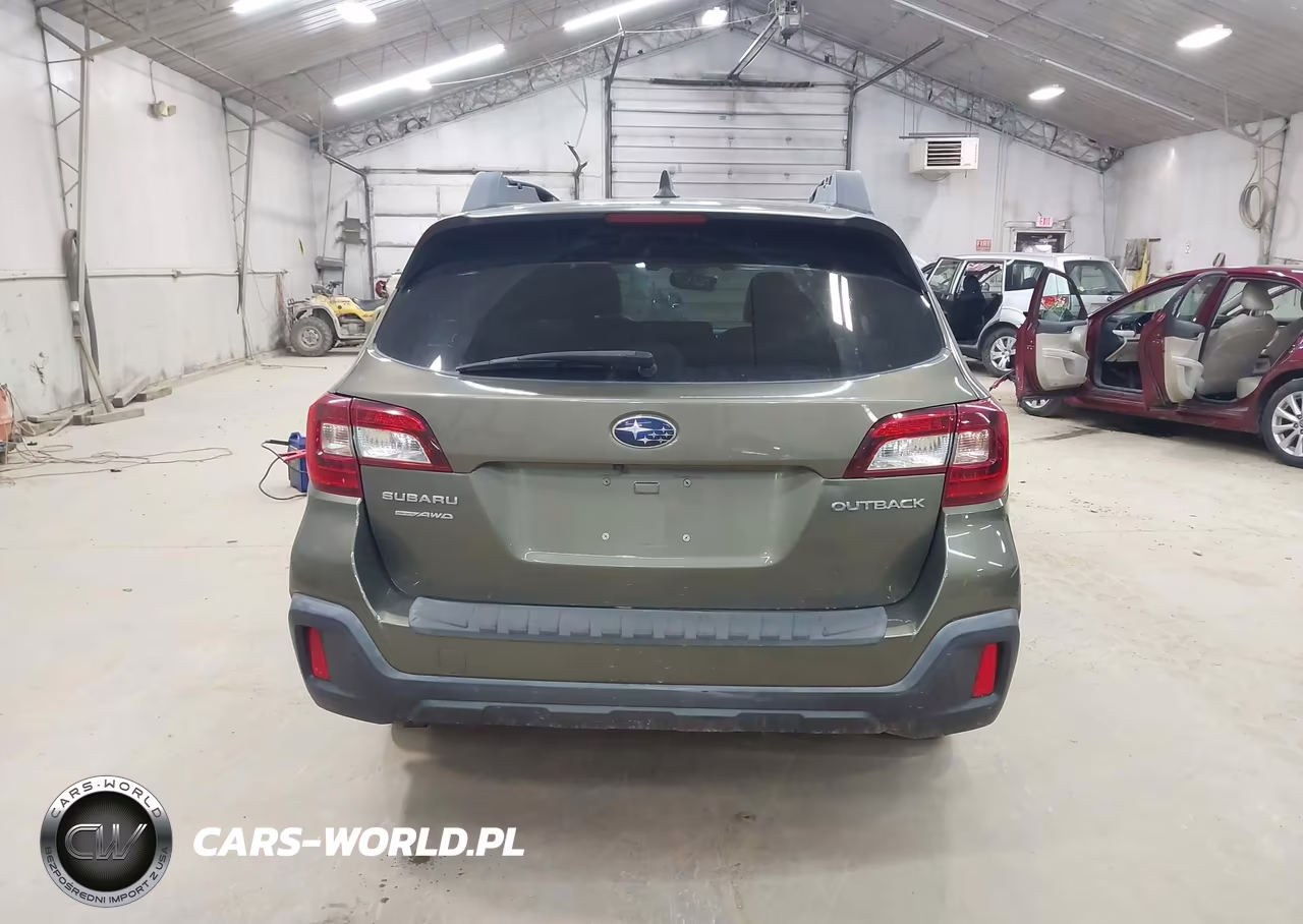 2018 Subaru Outback 2.5I Premium VIN:4S4BSAFC1J3290691 - 16