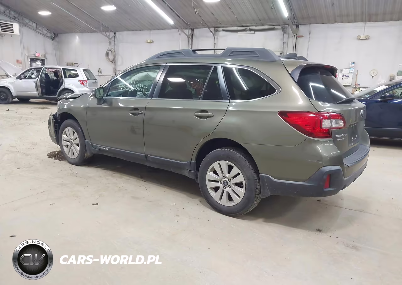 2018 Subaru Outback 2.5I Premium VIN:4S4BSAFC1J3290691 - 3