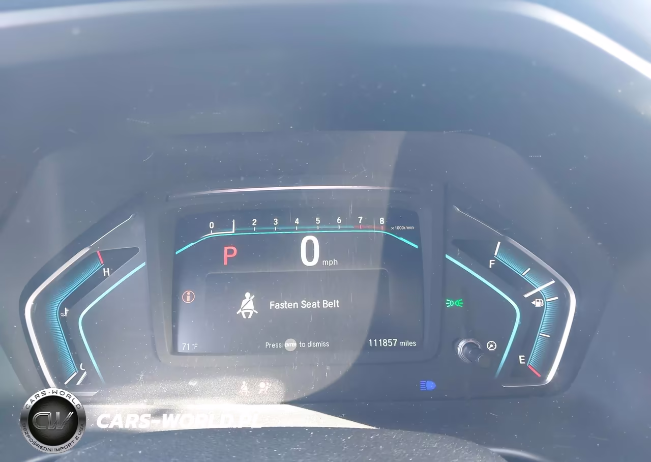 2018 Honda Odyssey Touring VIN:5FNRL6H83JB066363 - 7