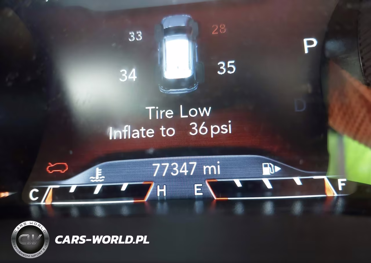 2021 Jeep Cherokee Latitude Lux VIN:1C4PJMMX7MD223807 - 15