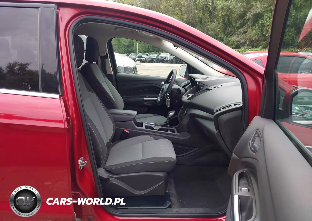 2019 Ford Escape Se VIN:1FMCU0GD8KUA19042 - 5