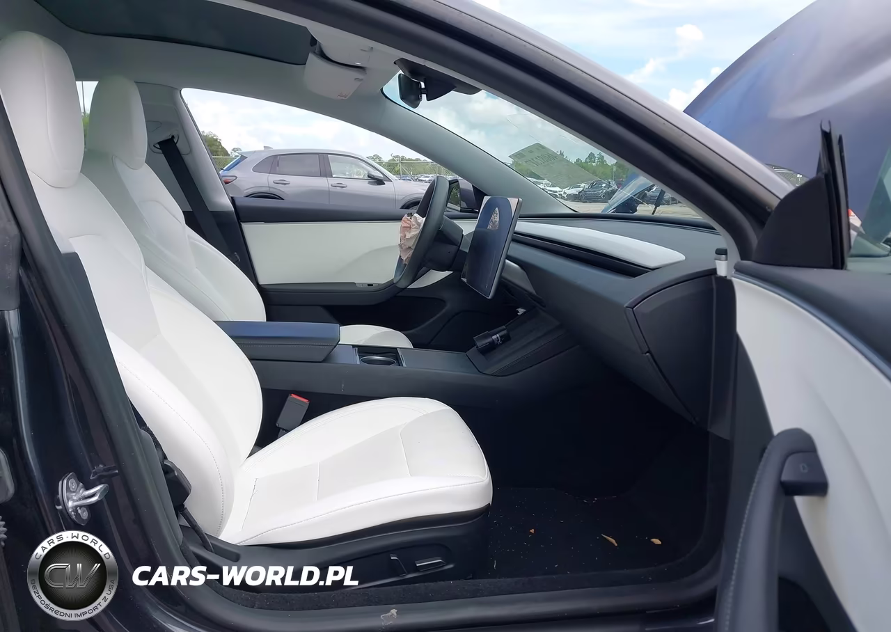 2025 Tesla Model 3 Long Range All-Wheel Drive VIN:5YJ3E1EB3SF903018 - 5