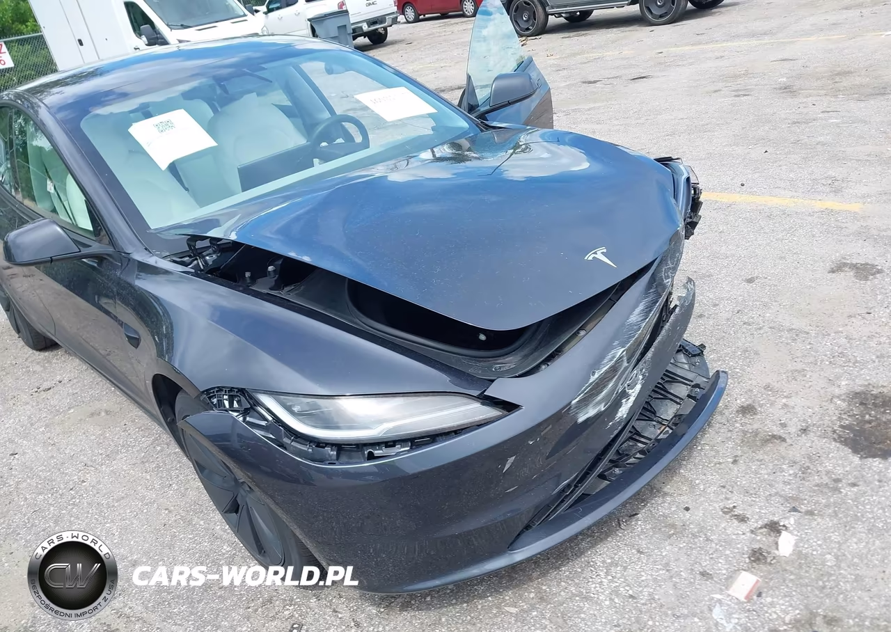 2025 Tesla Model 3 Long Range All-Wheel Drive VIN:5YJ3E1EB3SF903018 - 6
