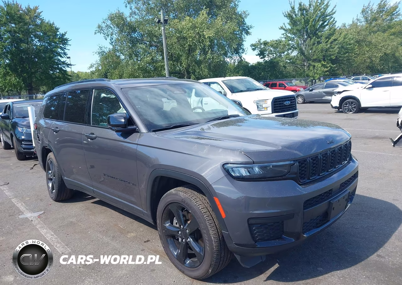 2023 Jeep Grand Cherokee L Altitude 4X4
