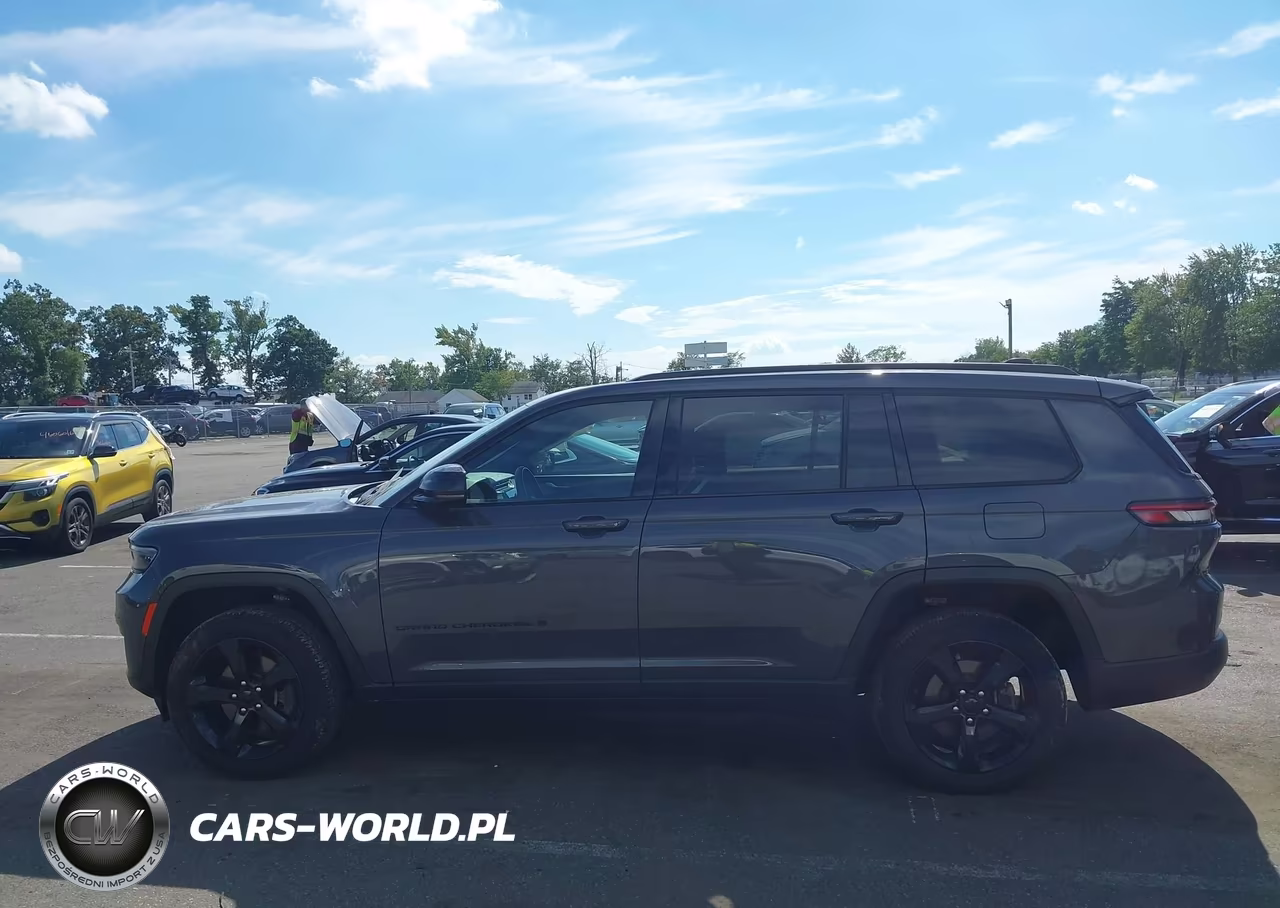2023 Jeep Grand Cherokee L Altitude 4X4 VIN:1C4RJKAG3P8852964 - 14