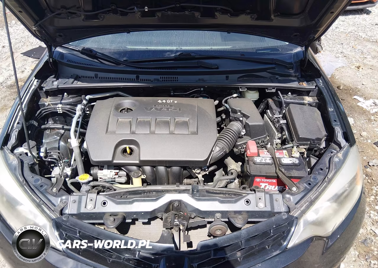 2015 Toyota Corolla S Plus VIN:5YFBURHE3FP252406 - 10