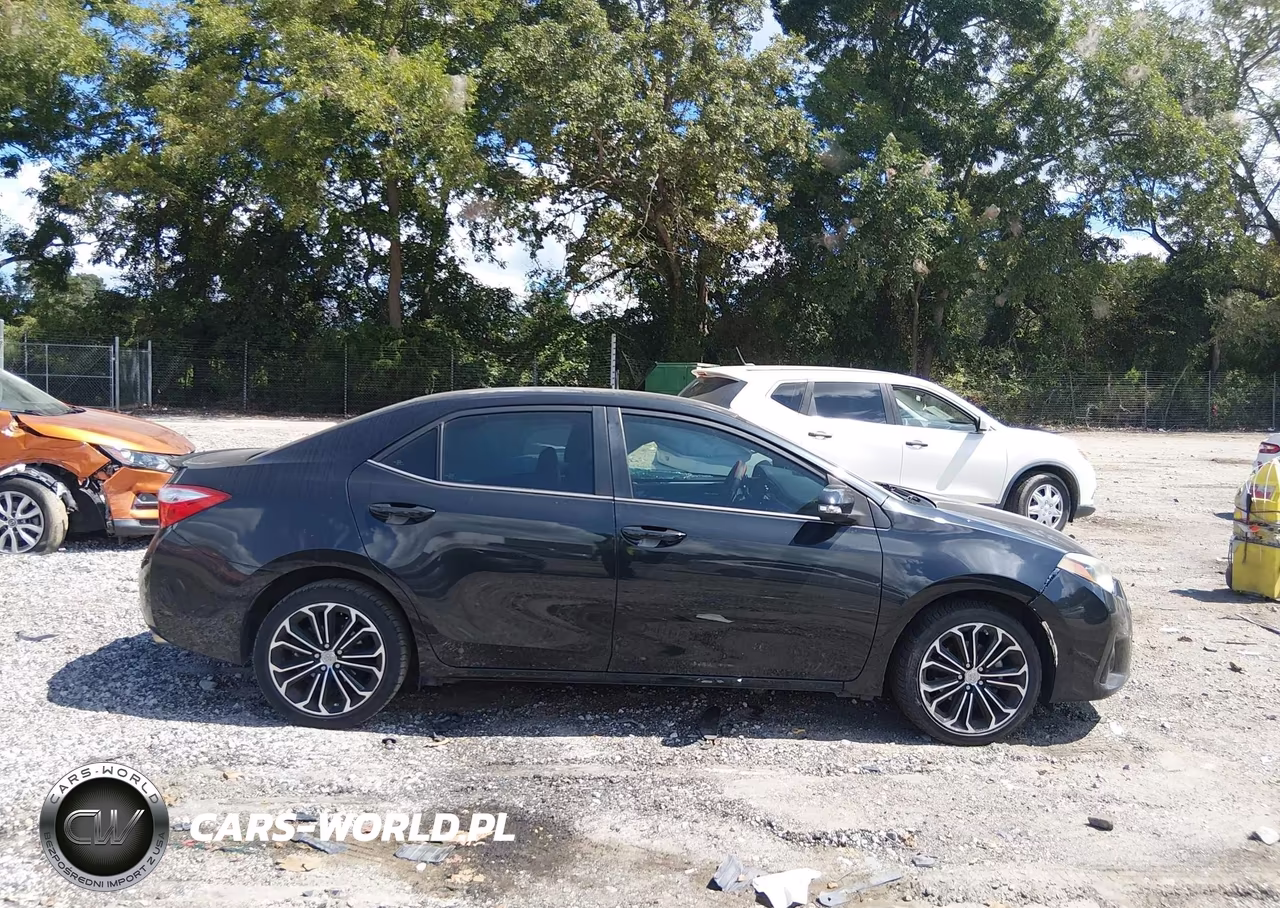 2015 Toyota Corolla S Plus VIN:5YFBURHE3FP252406 - 13