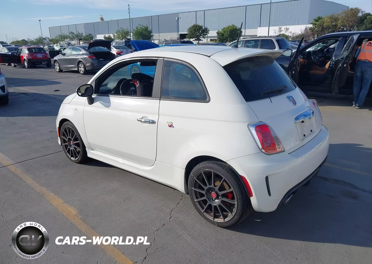 2015 Fiat 500 Abarth VIN:3C3CFFFH8FT508941 - 3
