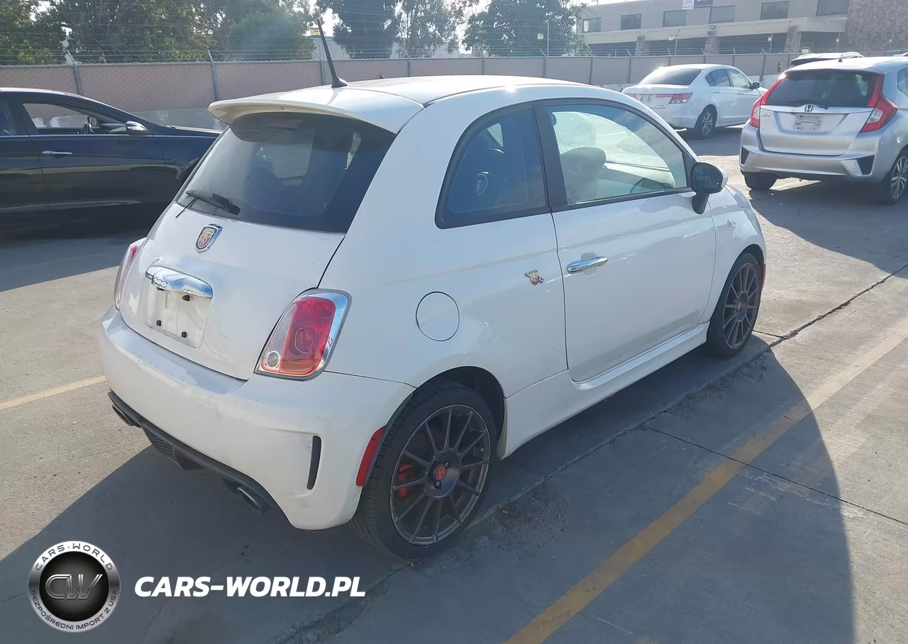 2015 Fiat 500 Abarth VIN:3C3CFFFH8FT508941 - 4