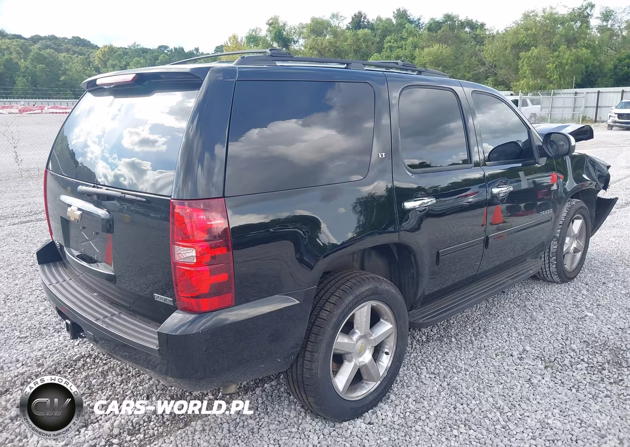 2011 Chevrolet Tahoe Lt VIN:1GNSCBE03BR139159 - 4