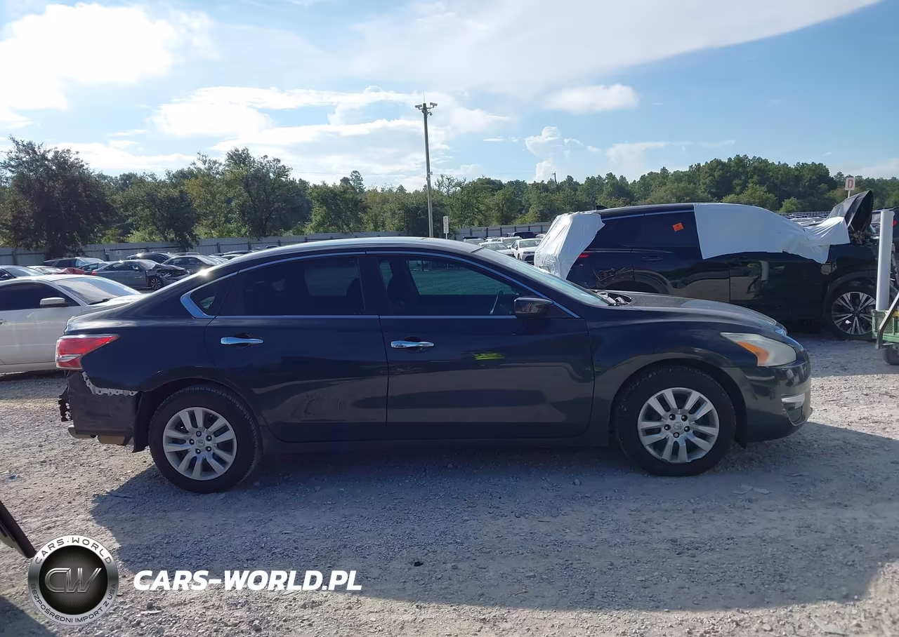 2015 Nissan Altima 2.5 S VIN:1N4AL3APXFN915903 - 14