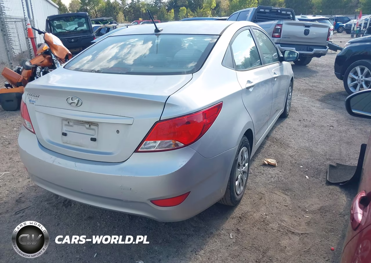 2017 Hyundai Accent Se VIN:KMHCT4AE6HU249182 - 4