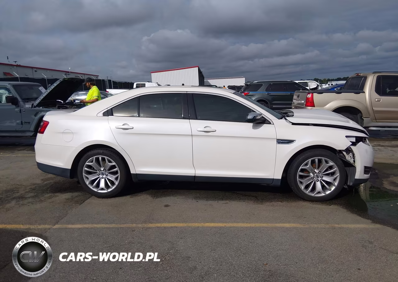 2016 Ford Taurus Limited VIN:1FAHP2F88GG110891 - 13