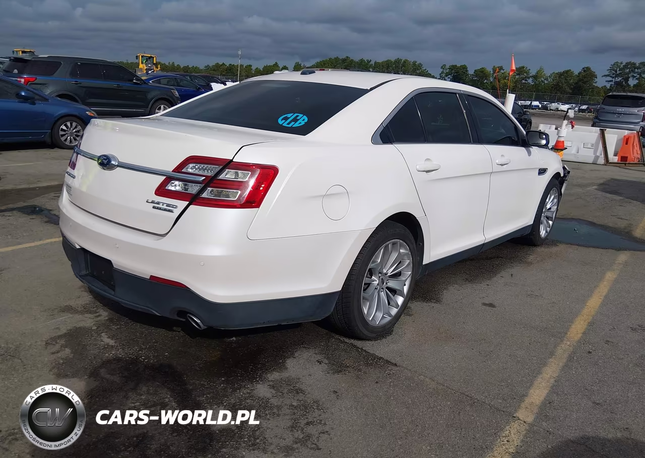 2016 Ford Taurus Limited VIN:1FAHP2F88GG110891 - 4