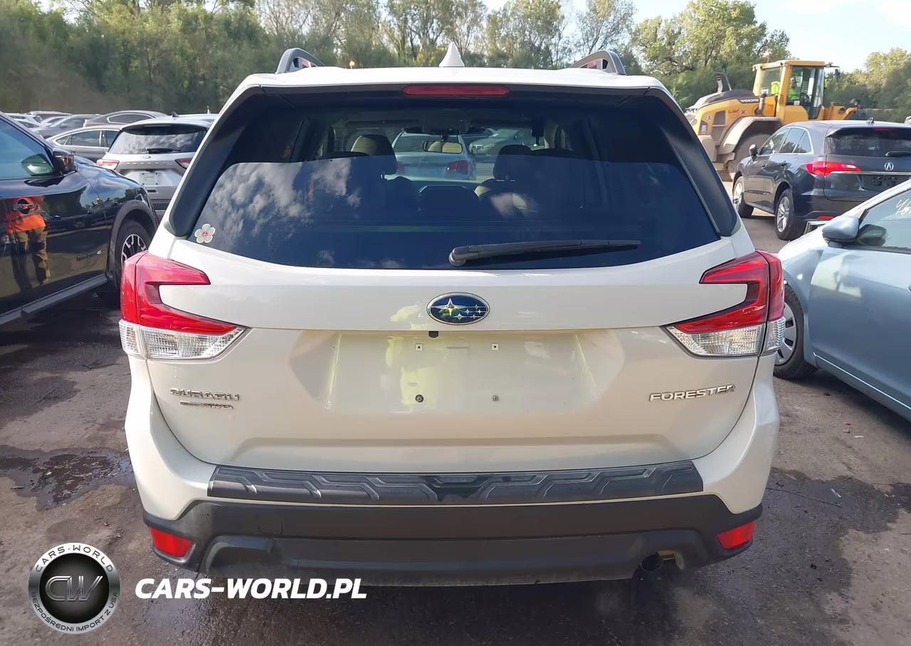 2022 Subaru Forester Premium VIN:JF2SKAEC8NH481458 - 16