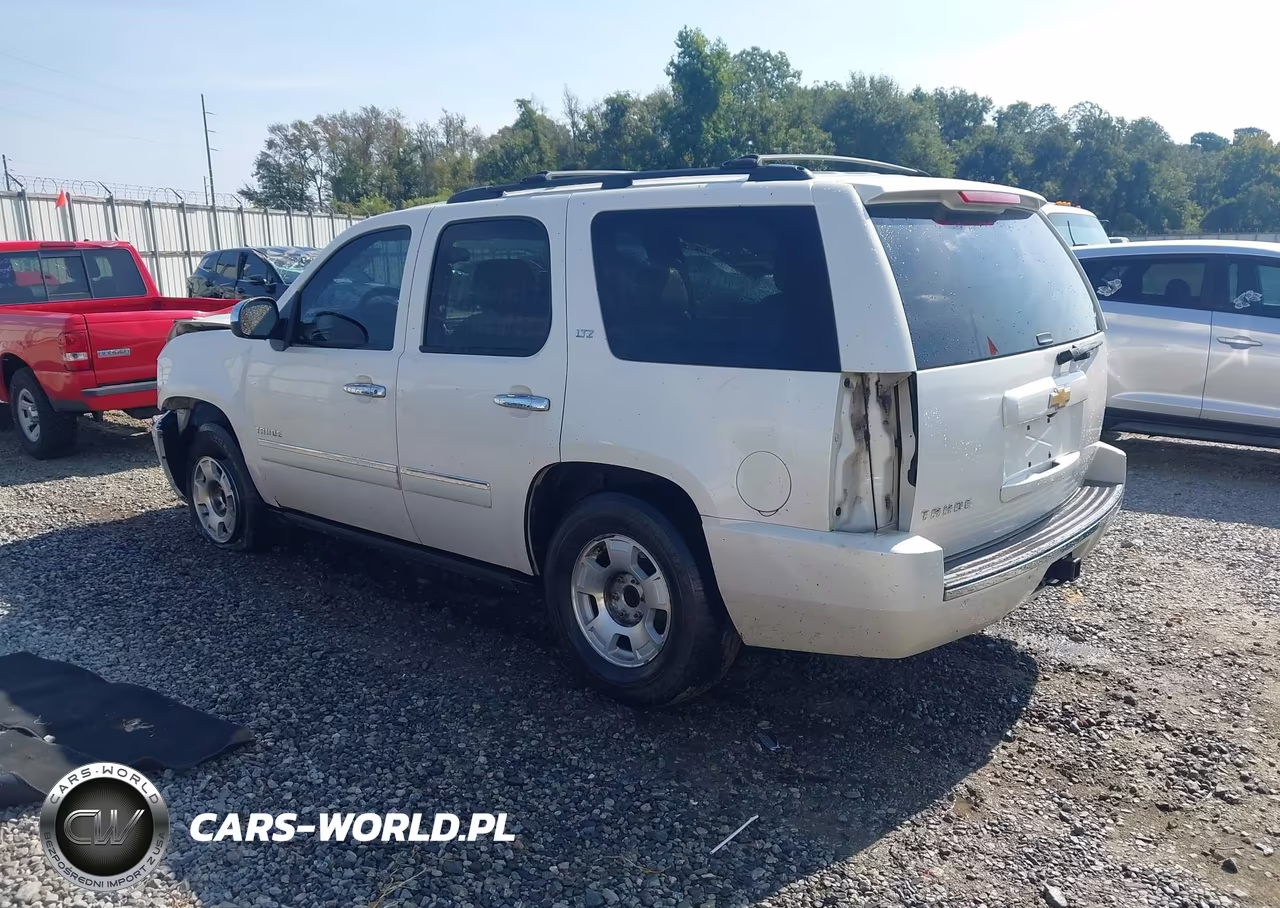 2014 Chevrolet Tahoe Ltz VIN:1GNSCCE05ER111020 - 3