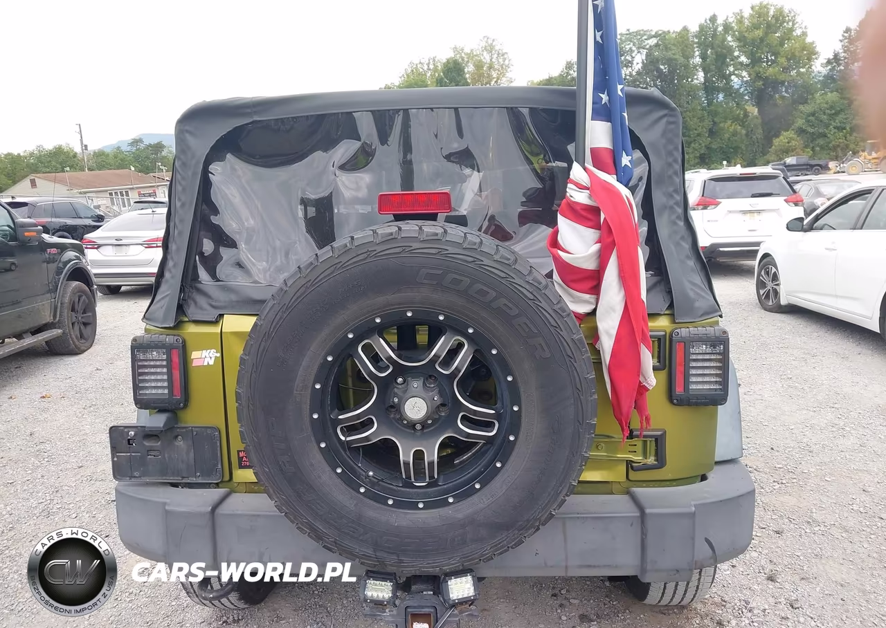 2010 Jeep Wrangler Sport VIN:1J4AA2D16AL210452 - 16
