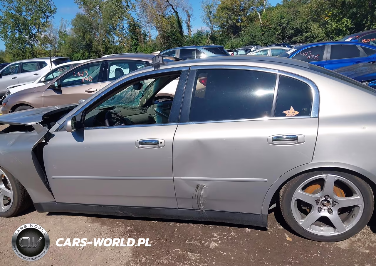 2003 Infiniti G35 Base W-6 Speed Manual VIN:JNKCV51E93M330642 - 13